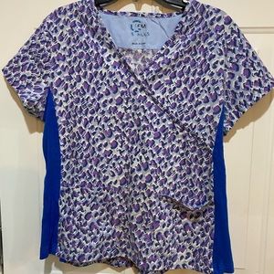 Gem Scrub Top